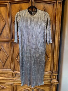 Morrell Maxie Silver Pleated Midi Dress